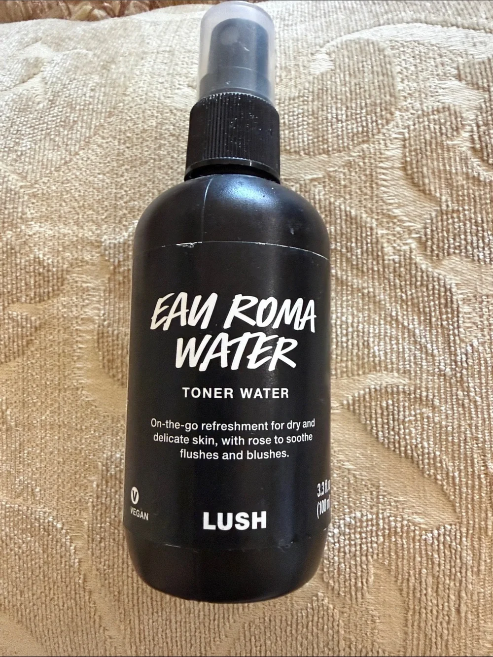 Lush Eau Roma Water Toner — Black